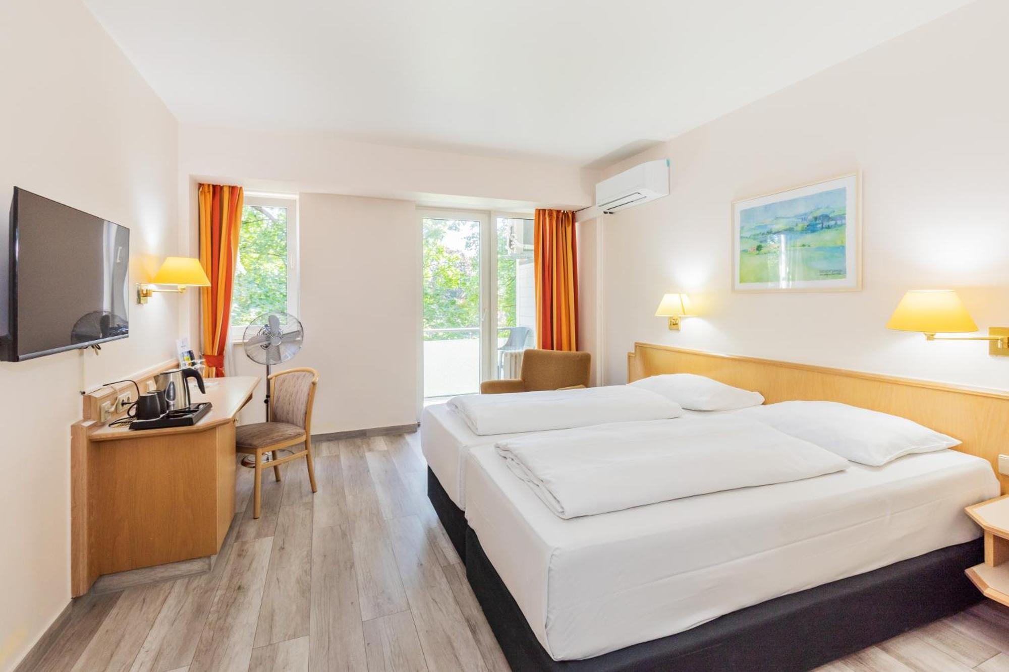 Parkhotel Frankfurt Airport Hattersheim am Main Exterior foto