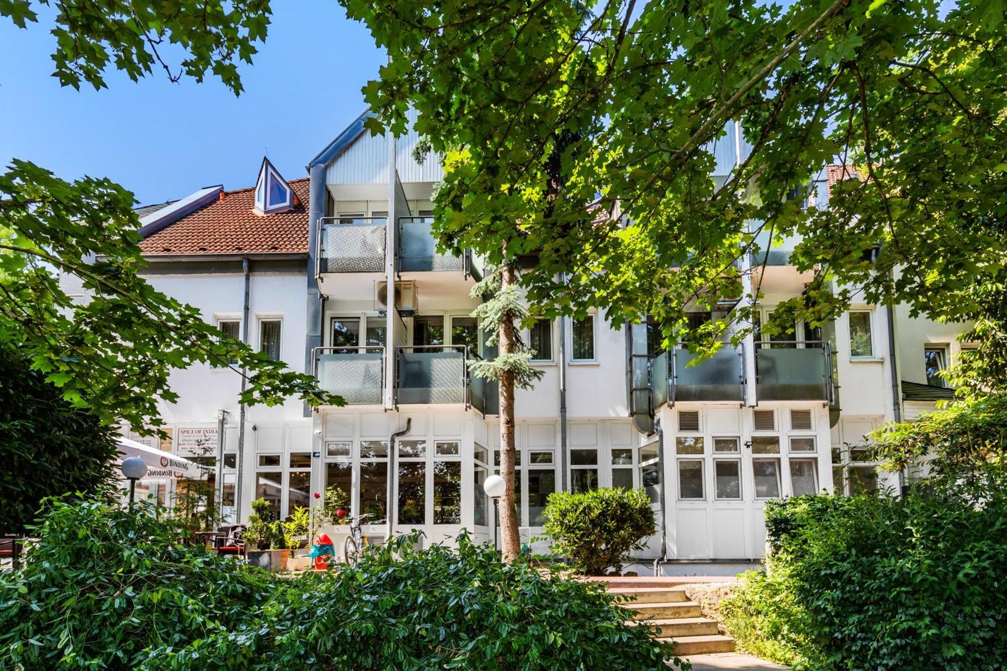 Parkhotel Frankfurt Airport Hattersheim am Main Exterior foto
